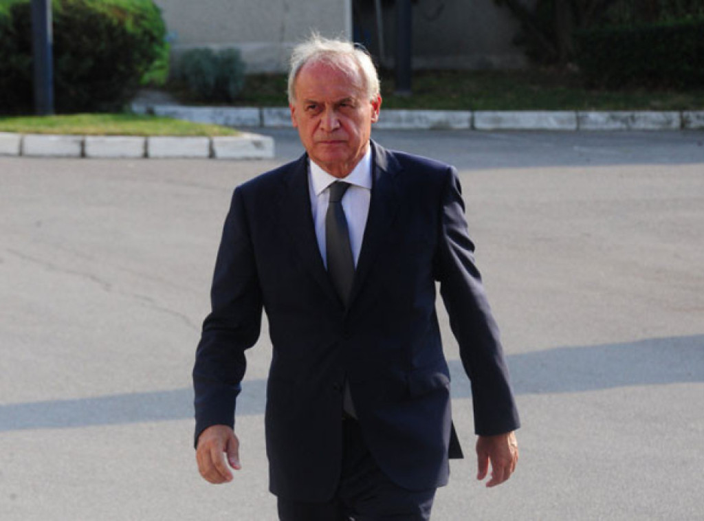 Vučelić: Podnosim ostavku na mesto predsednika teška srca i mirne savesti