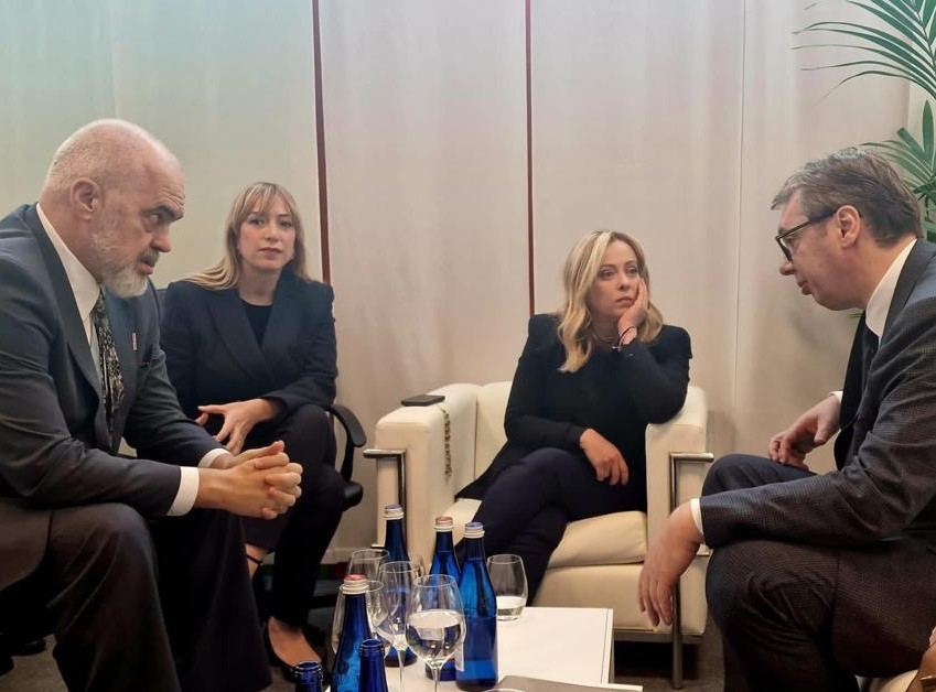 Vucic meets with Meloni