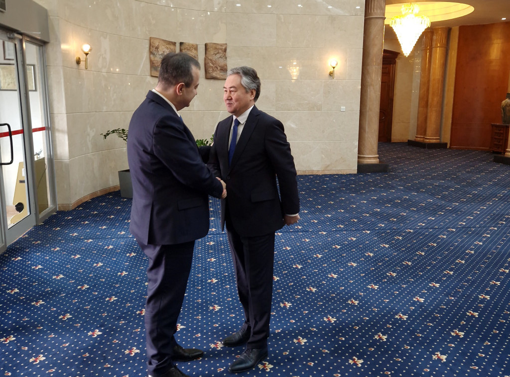 Dačić se sastao sa Kulubajevim, razgovarali o mogućnostima unapređenja sveobuhvatne saradnje