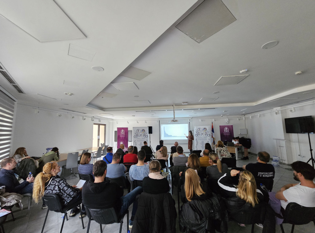 Seminar o izazovima u školskom sportu održan na Zlatiboru