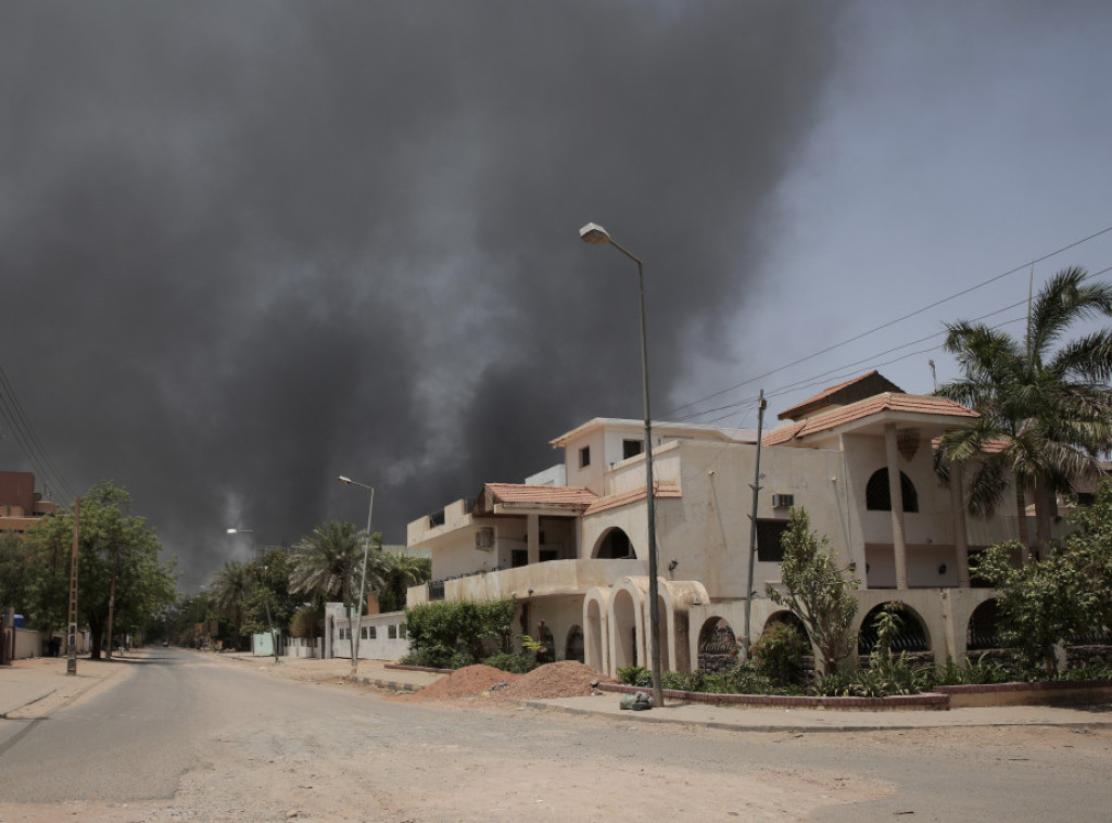 Saudijski šef diplomatije razgovarao sa vođama vojske i paravojne grupe u Sudanu, pozvao na prekid sukoba