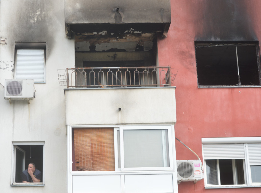 Beograd: Žena stradala u požaru koji je izbio u zgradi u Sremčici
