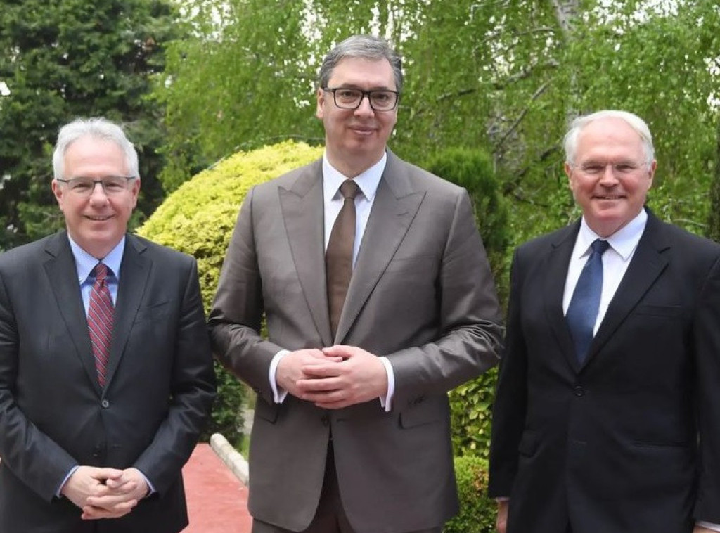 Vucic receives US ambassadors to Serbia, Bosnia and Herzegovina