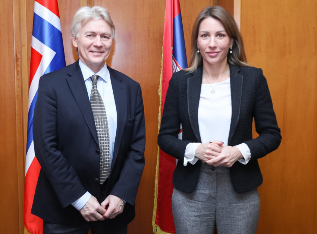 Đedović razgovarala sa Jelstadom o sradnji u oblasti energetike: Naglasak na razvoju obnovljivih izvora energije