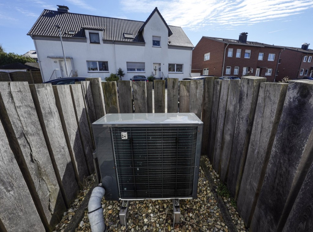 Nemačka vlada zakonom postepeno ukida grejanje na naftu i gas