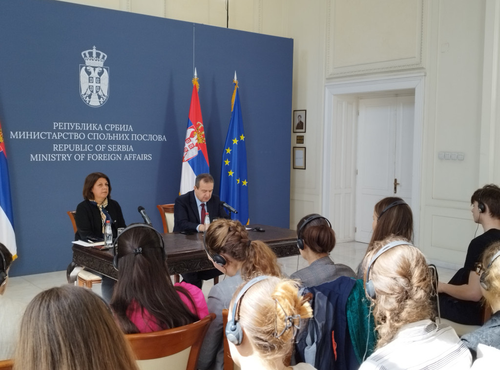 Ministar Dačić održao predavanje studentima Fakulteta političkih nauka "Sajens Po" iz Pariza