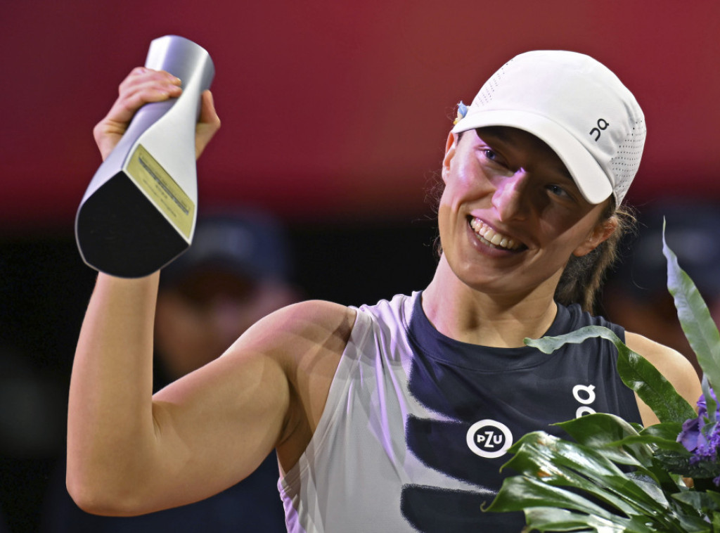Poljska teniserka Iga Švjontek osvojila titulu u Štutgartu