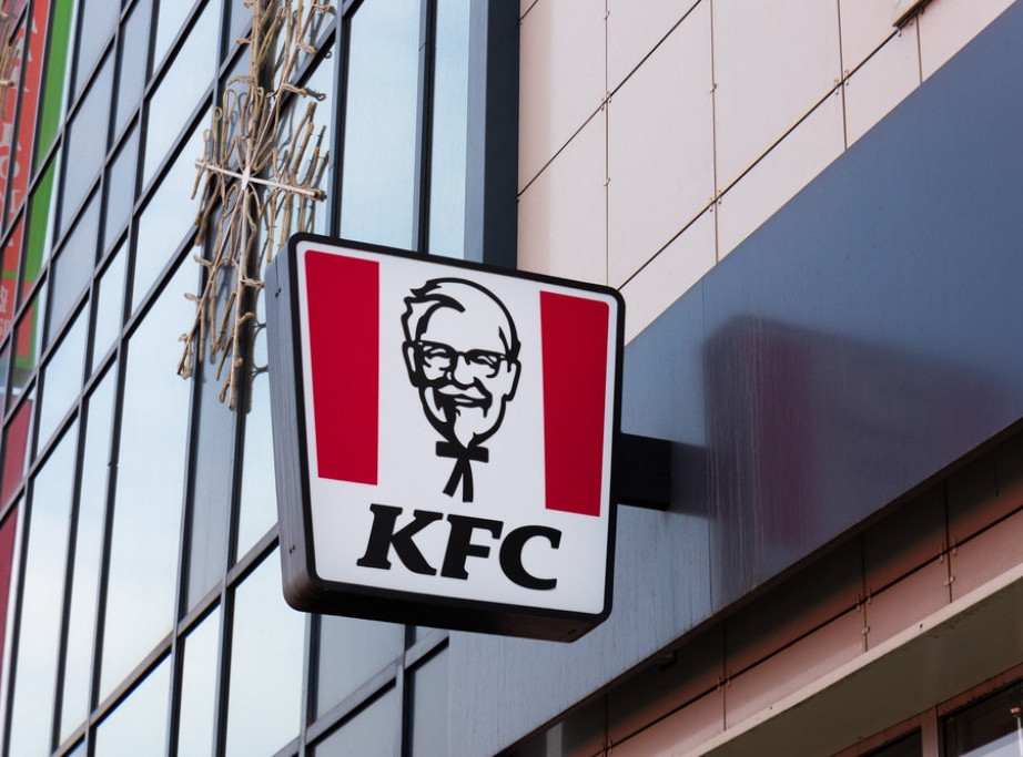 Rusija: KFC otišao sa tržišta, Rusi od danas jedu piletinu u Rostik's-u