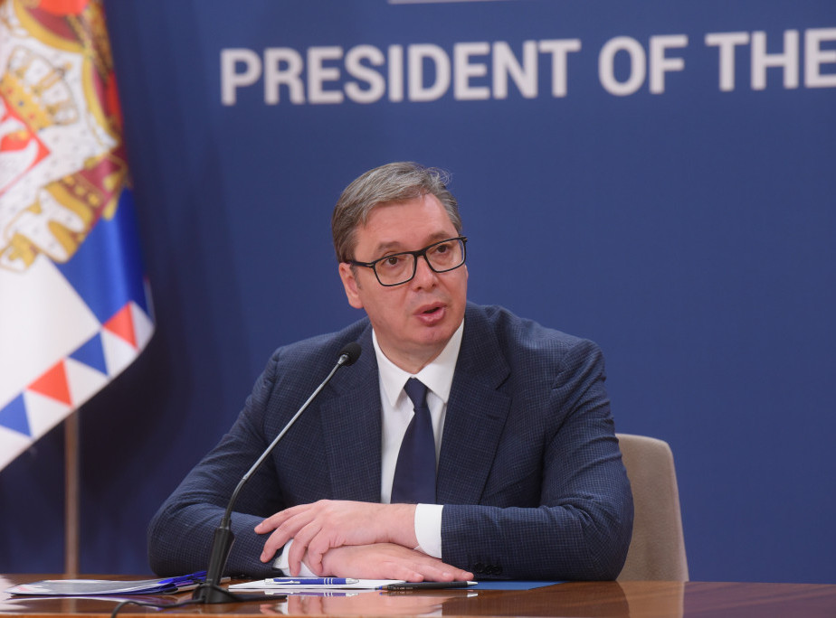Vučić čestitao Ficu, uveren u produbljivanje saradnje Srbije i Slovačke