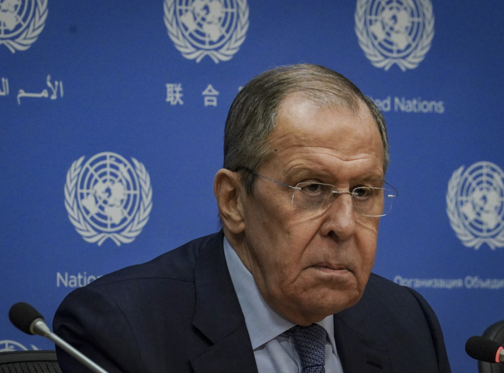 Lavrov: Britanija treba da bude svesna posledica snadbevanja Ukrajine osiromašenim uranijumom