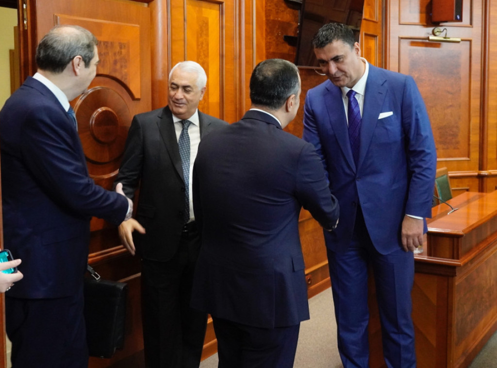 Ministar Basta sastao se sa azerbejdžanskim ministrom Sahilom Babajevim