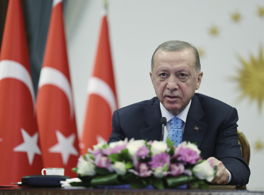 Erdogan zbog bolesti otkazao pojavljivanje na predizbornom skupu u Adani