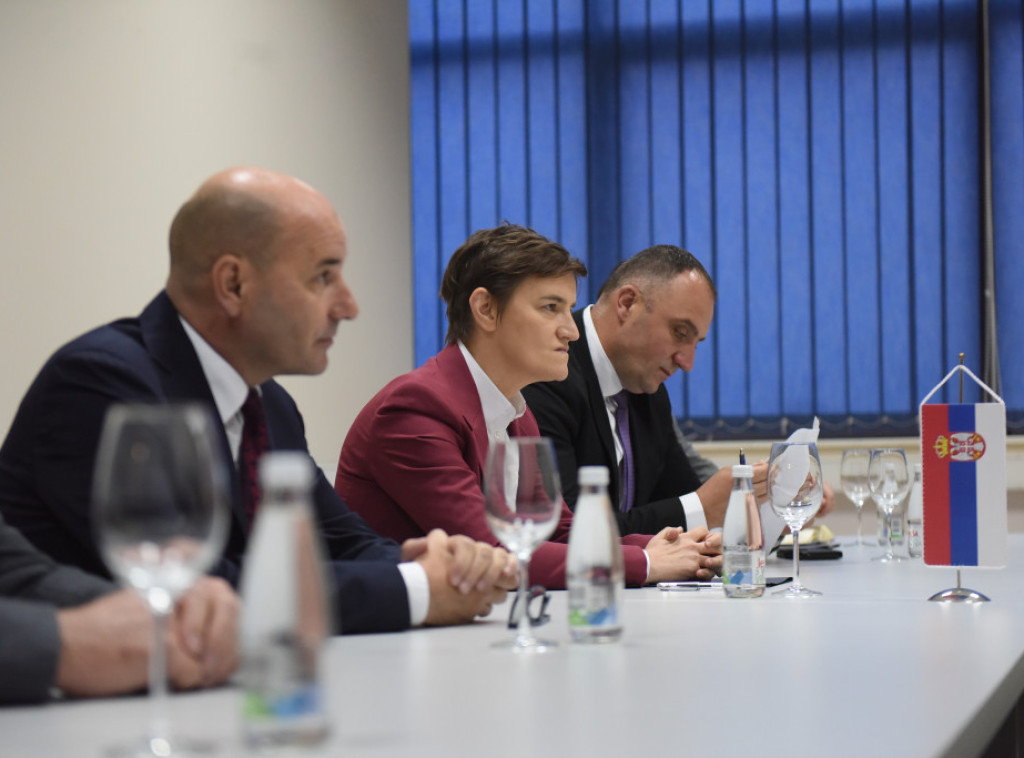 Brnabic meets with Covic, Kristo in Mostar