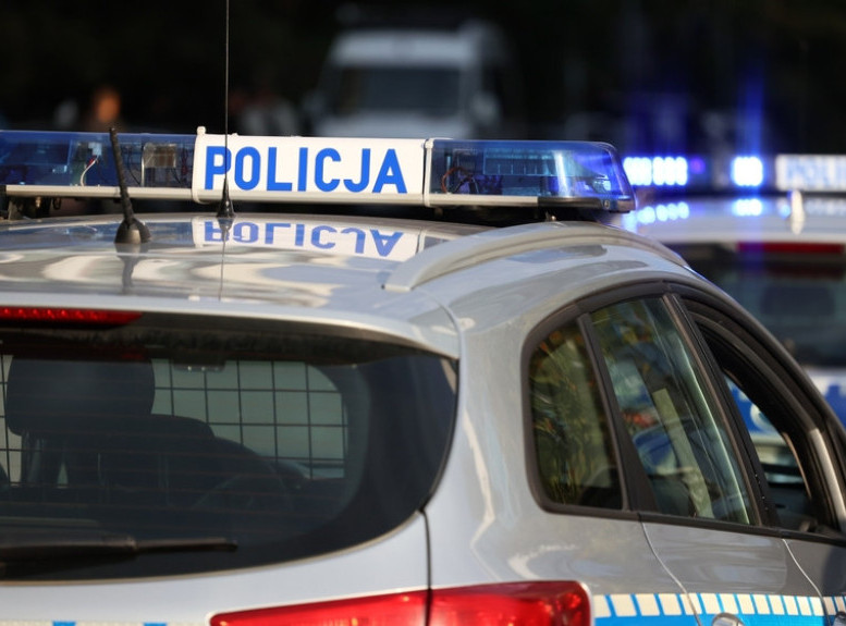 Policija uhapsila muškarca optuženog za paljenje poljskih zastava