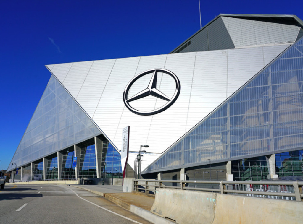 Nemački mediji: Mercedes premešta radna mesta u Mađarsku