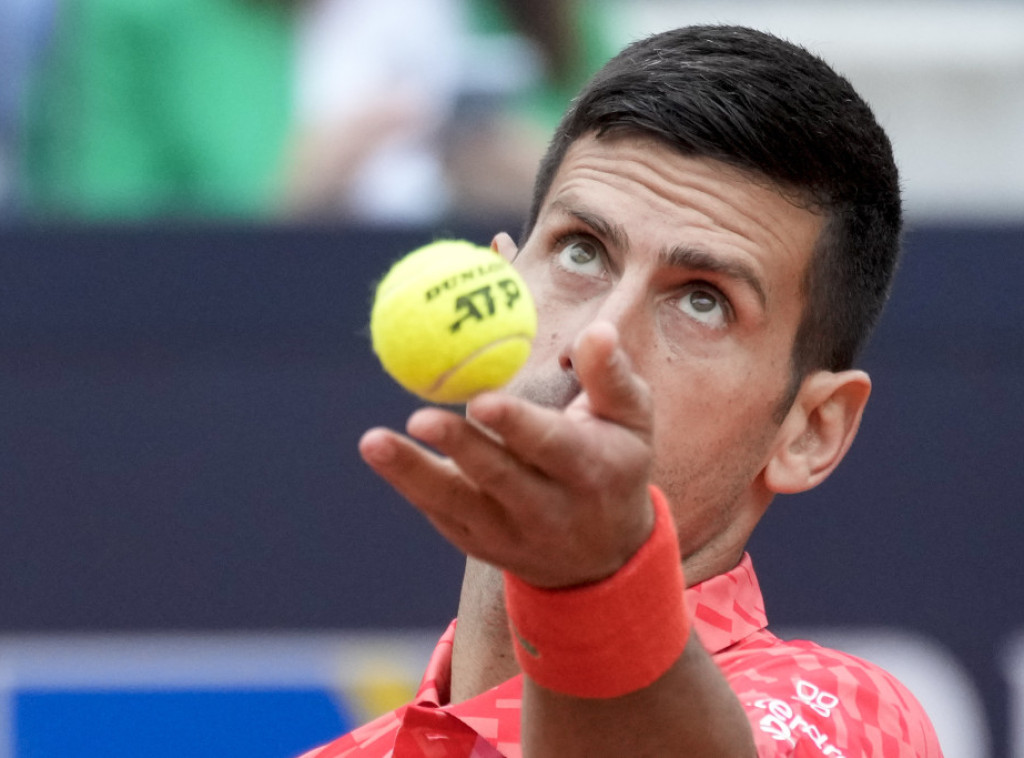 Djokovic beats Norrie to advance to Rome quarters