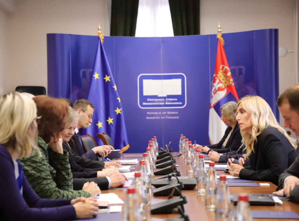 Ministarka Maja Popović razgovarala sa Kristofom Poirelom o jačanju vladavine prava u Srbiji