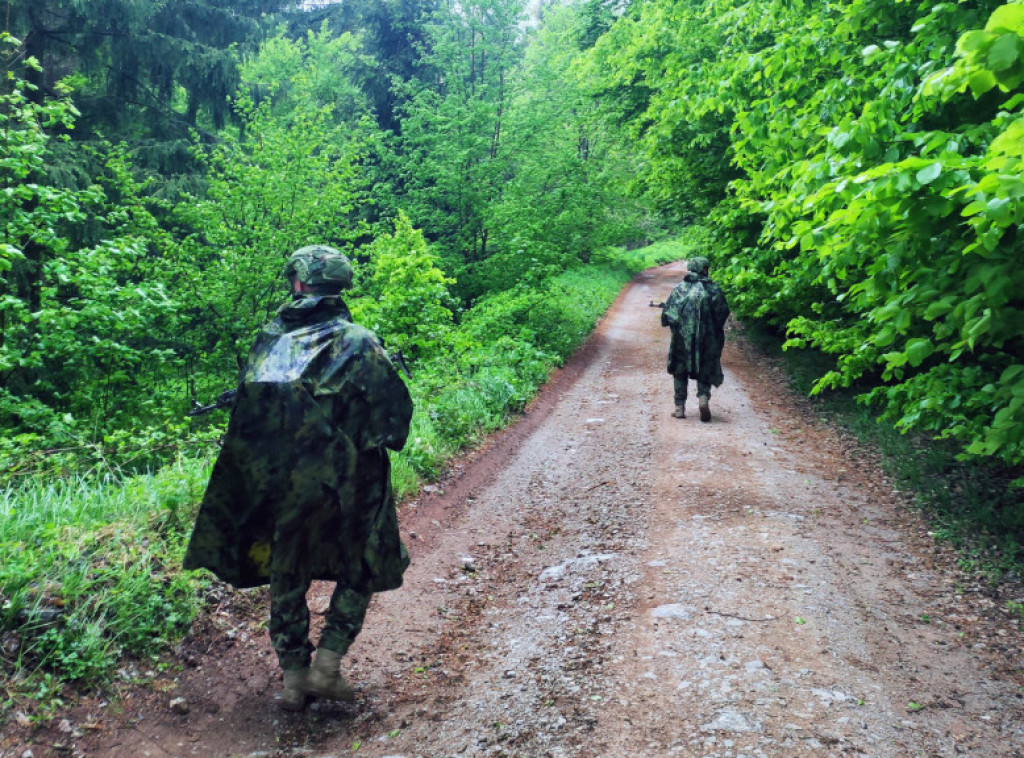 Vojska Srbije: Obuka martovske generacije vojnika u terenskim uslovima na poligonu "Pasuljanske livade"