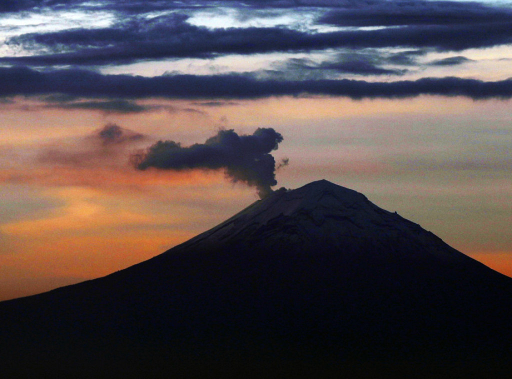 Meksiko: Otkazana nastava u školama zbog aktivnosti vulkana Popokatepetl