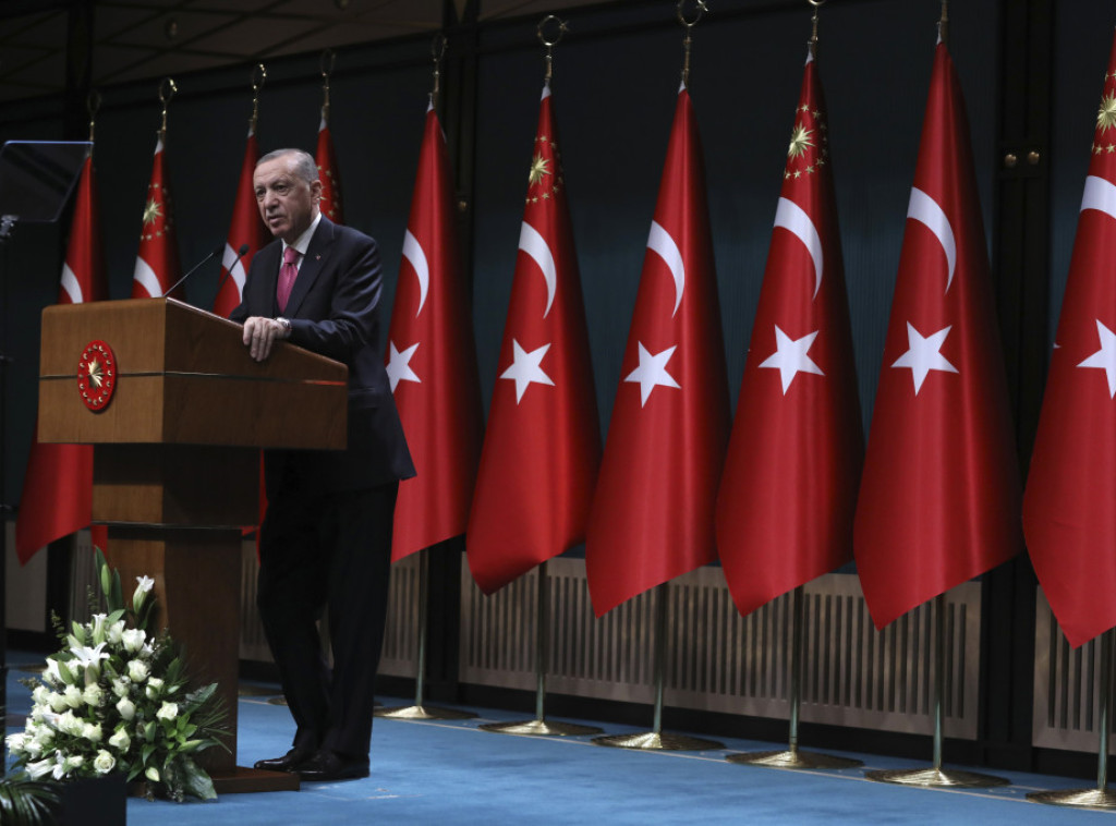 Erdogan: Stambenim projektom na severu Sirije osiguraćemo povratak jednog miliona izbeglica