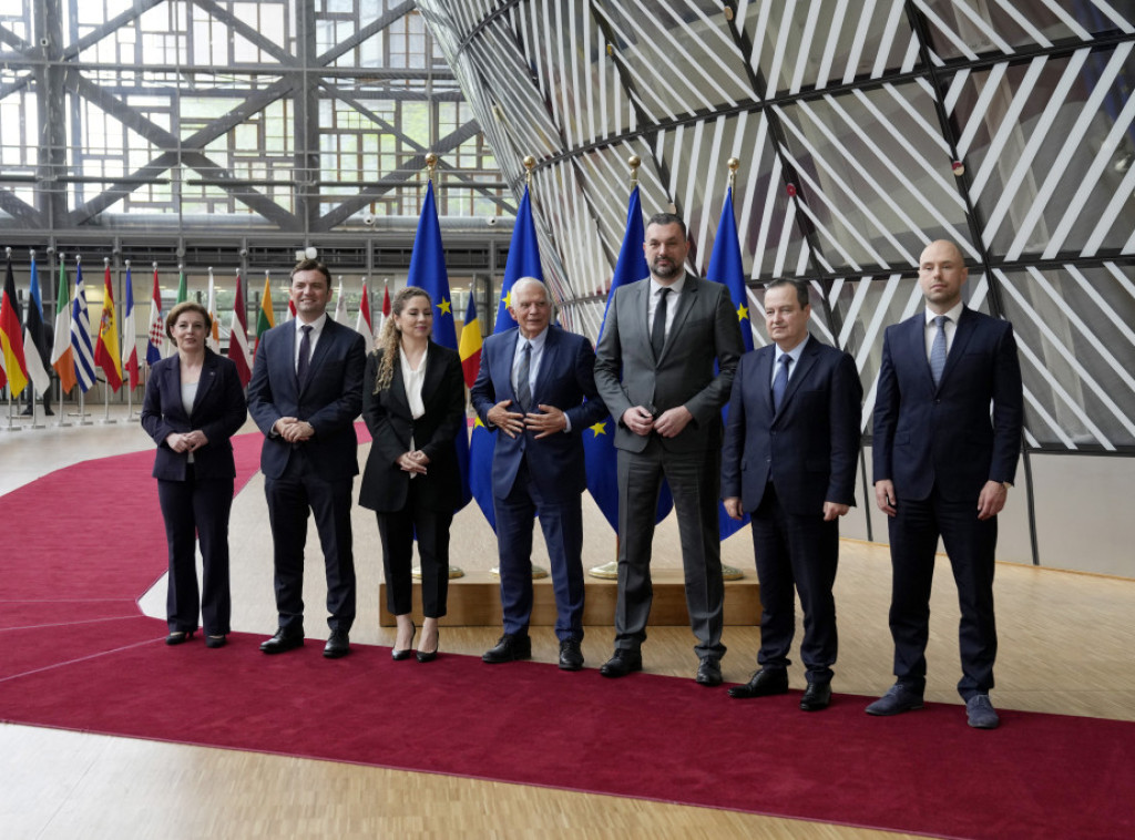 Dačić na sastanku u Briselu sa ministrima spoljnih poslova EU i Zapadnog Balkana