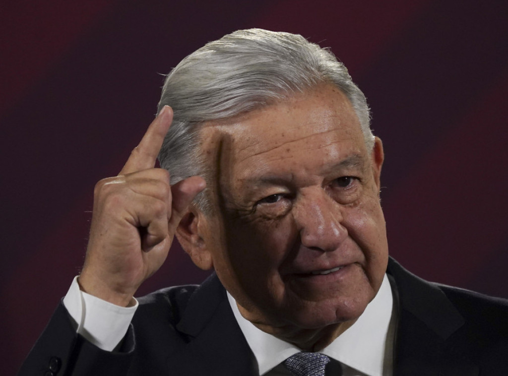 Peru: Kongres proglasio meksičkog predsednika Obradora nepoželjnom osobom