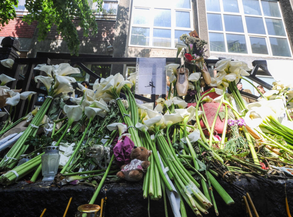 Više javno tužilaštvo apeluje na medije da ne objavljuju imena i fotografije stradalih u školi