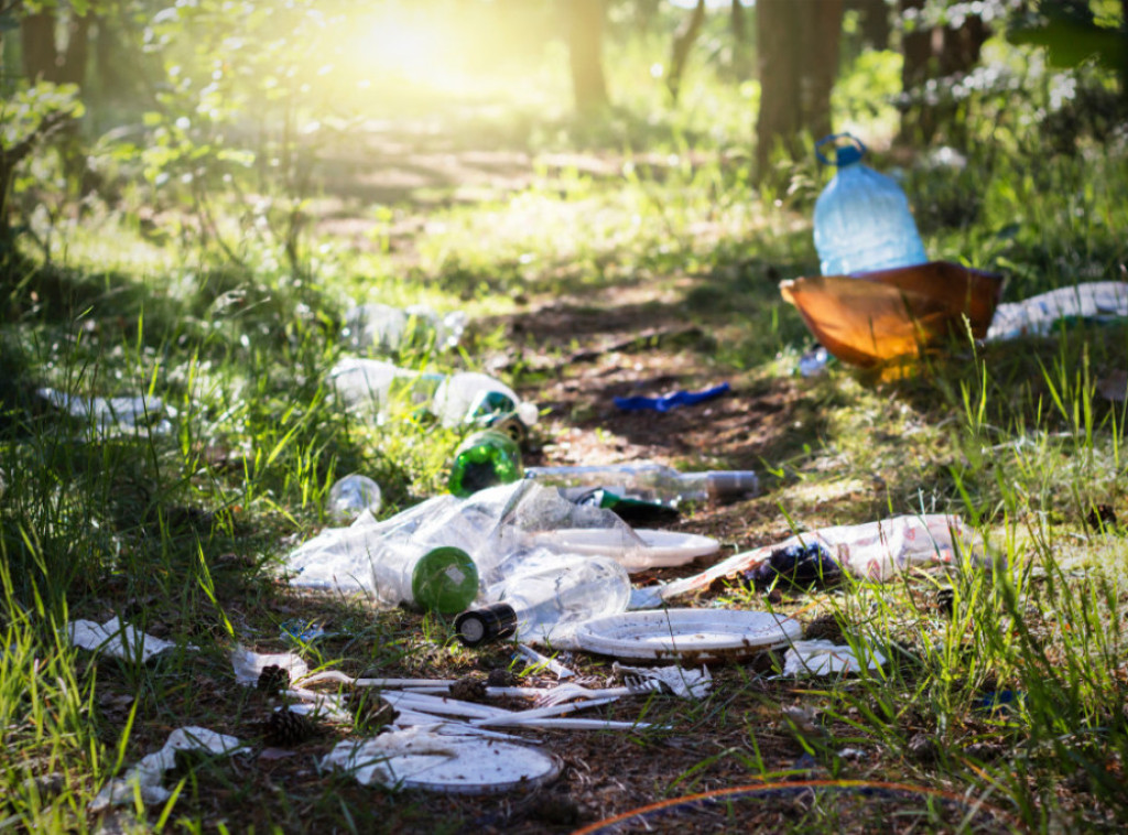 Crna Gora: Budva, zbog štrajka komunalaca, zatrpana sa više od 100 tona smeća