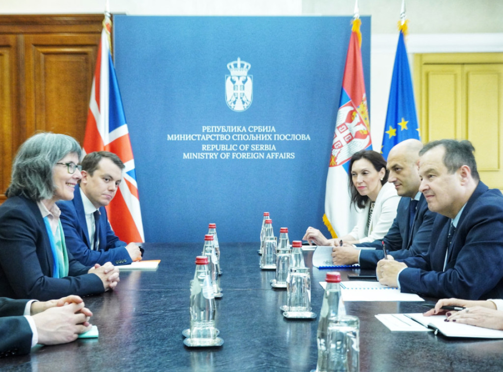 Dačić primio u oproštajnu posetu ambasadorku Velike Britanije Šan Maklaud