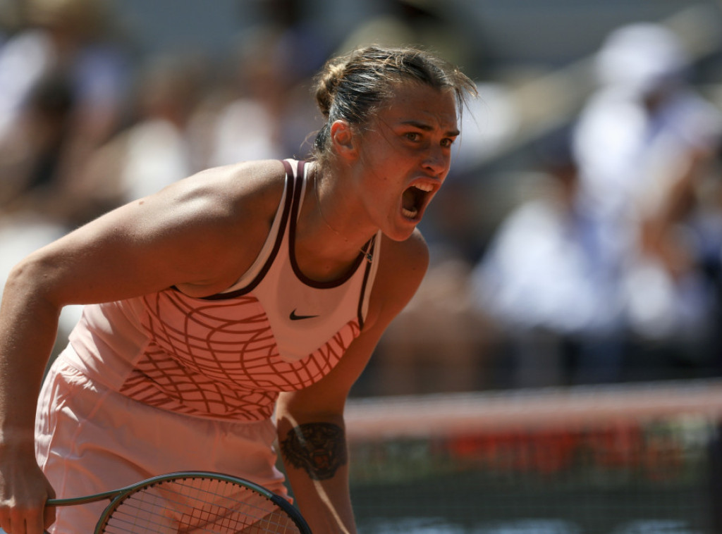Sabalenka u polufinalu Rolan Garosa, Svitolina nije htela da joj pruži ruku