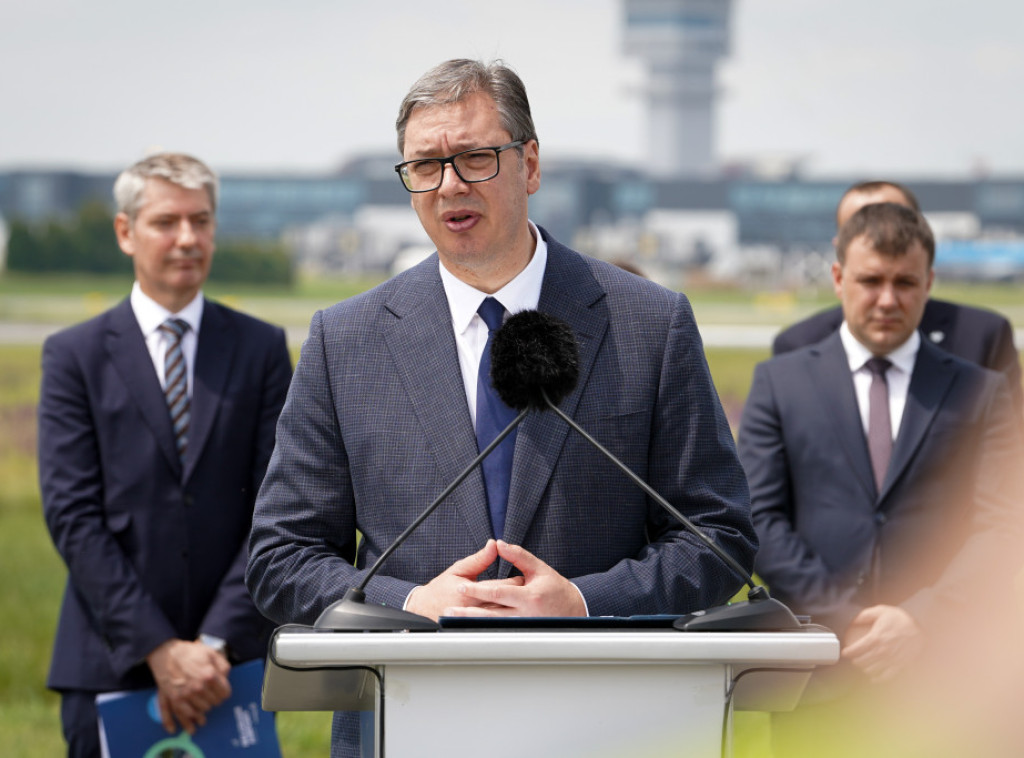 Vucic: New runway one of largest-ever investments in Belgrade airport