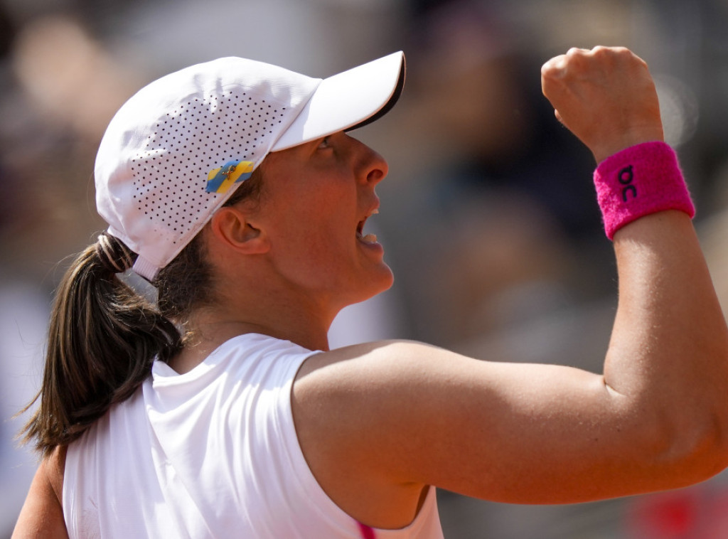 Iga Švjontek savladala Koko Gaf i plasirala se u polufinale Rolan Garosa