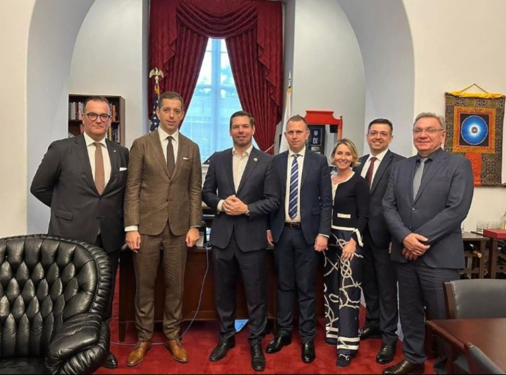 Djuric meets with US Congressman Swalwell, AmCham Serbia delegation
