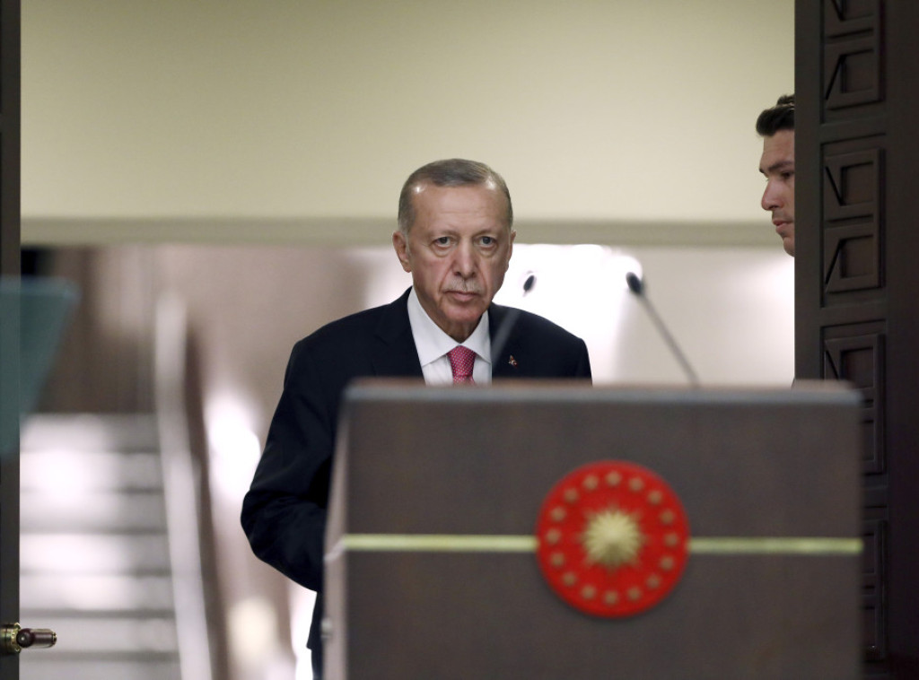 Erdogan: Švedska neće dobiti odobrenje za NATO dok ne spreči antiturske proteste