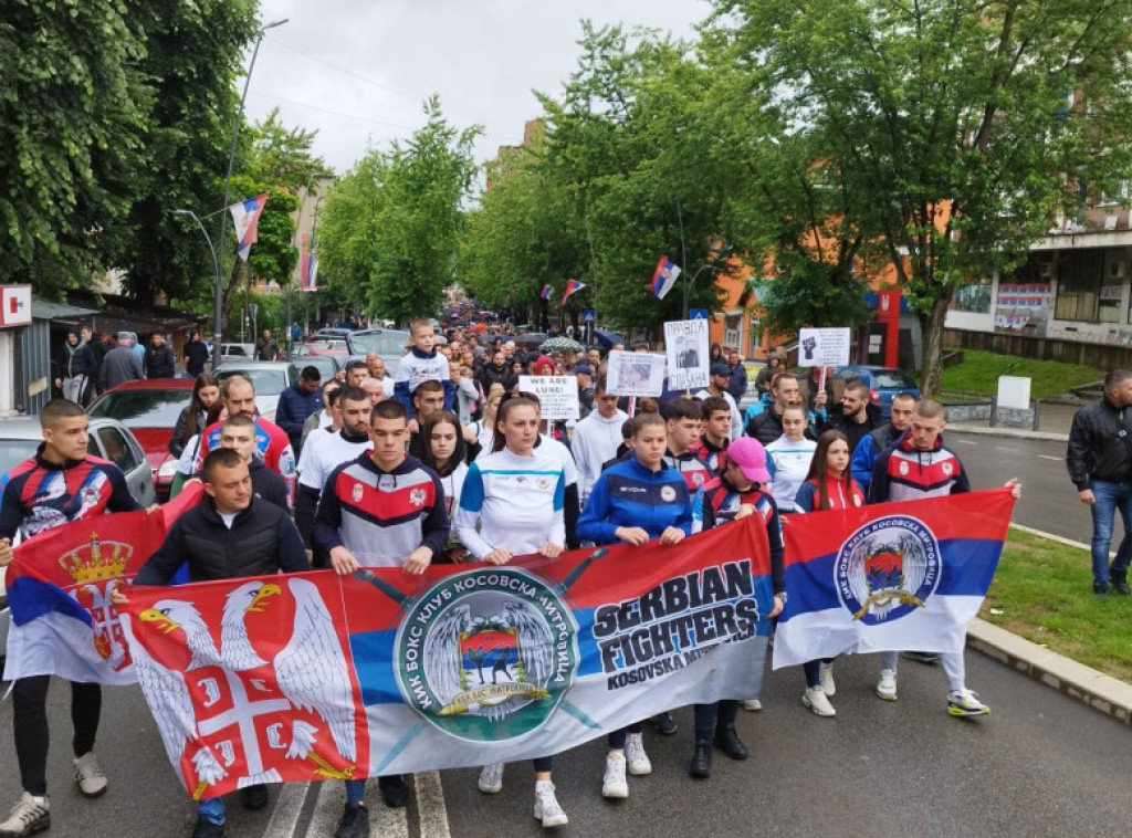 Thousands in northern Mitrovica protest arrests of Serbs