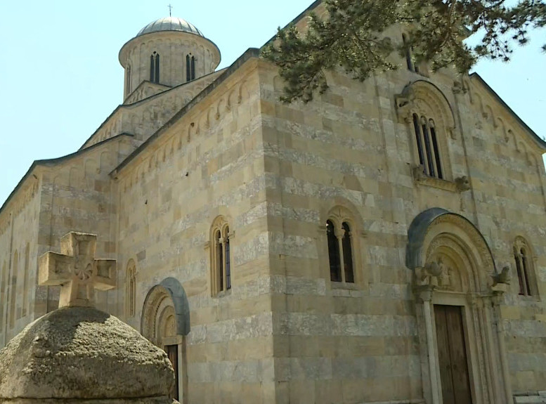 Rode saglasan sa zahtevom Barbana da Priština sprovede odluku suda o manastiru Visoki Dečani