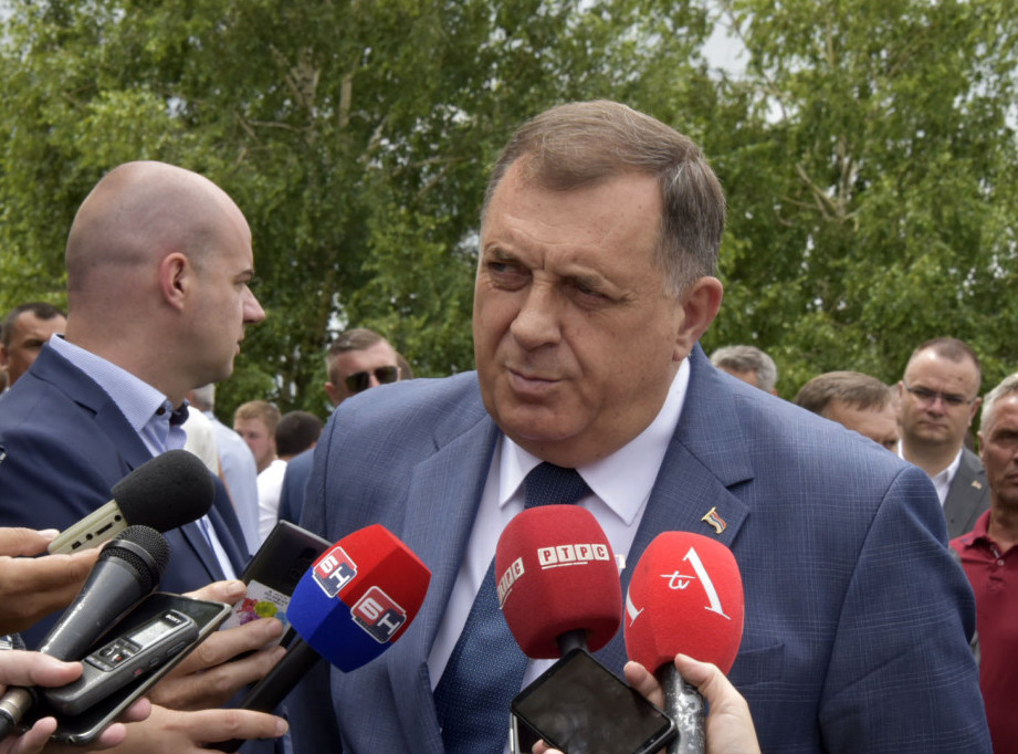 Dodik: Ustavni sud BiH ne može da menja ustavni poredak