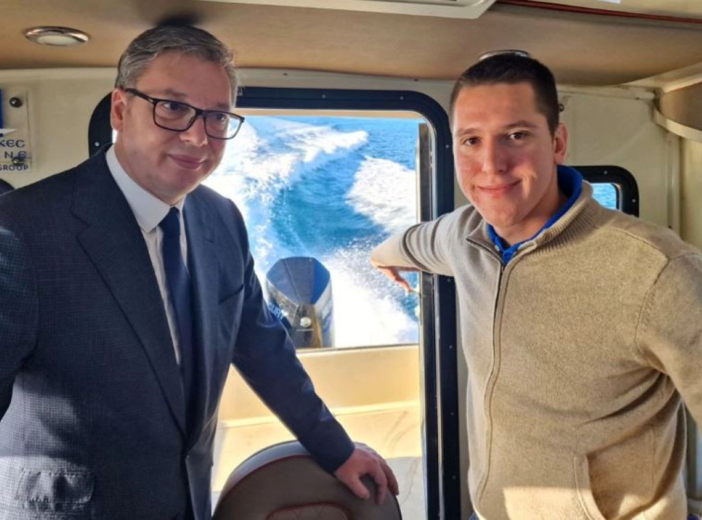 Vucic: Pristina's police pointed guns at Danilo but could not make him take his shirt off