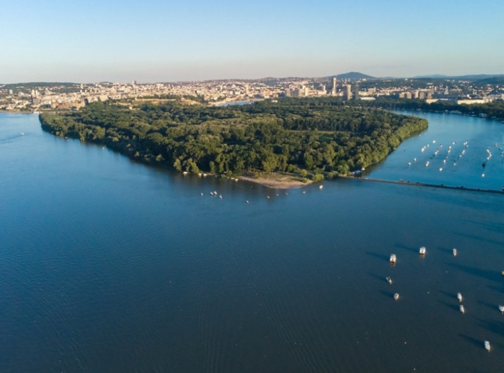 Grad Beograd nastavlja postupak davanja u zakup vodnog zemljišta za plutajuće objekte