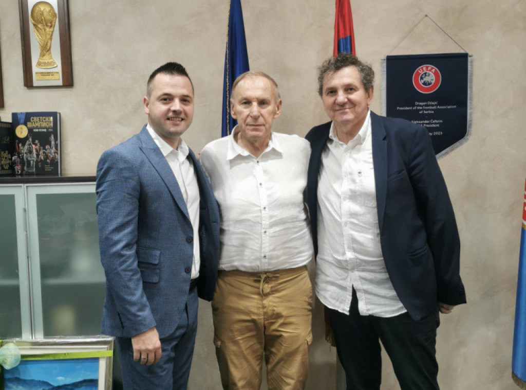 Predsednik FSS-a Dragan Džajić ugostio predstavnike turnira "Football Friends"