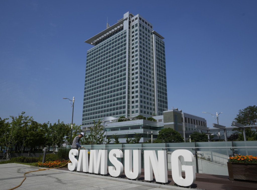 Operativni profit kompanije Samsung elektroniks pao za 96 odsto međugodišnje