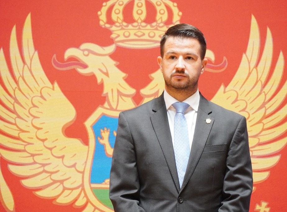 Jakov Milatović potpisao Zakon o Sporazumu sa UAE, pa ponovo kritikovao poslanike