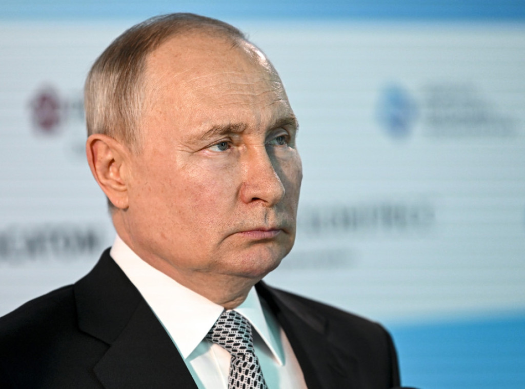 Putin: Rusija će ići napred na svoj način