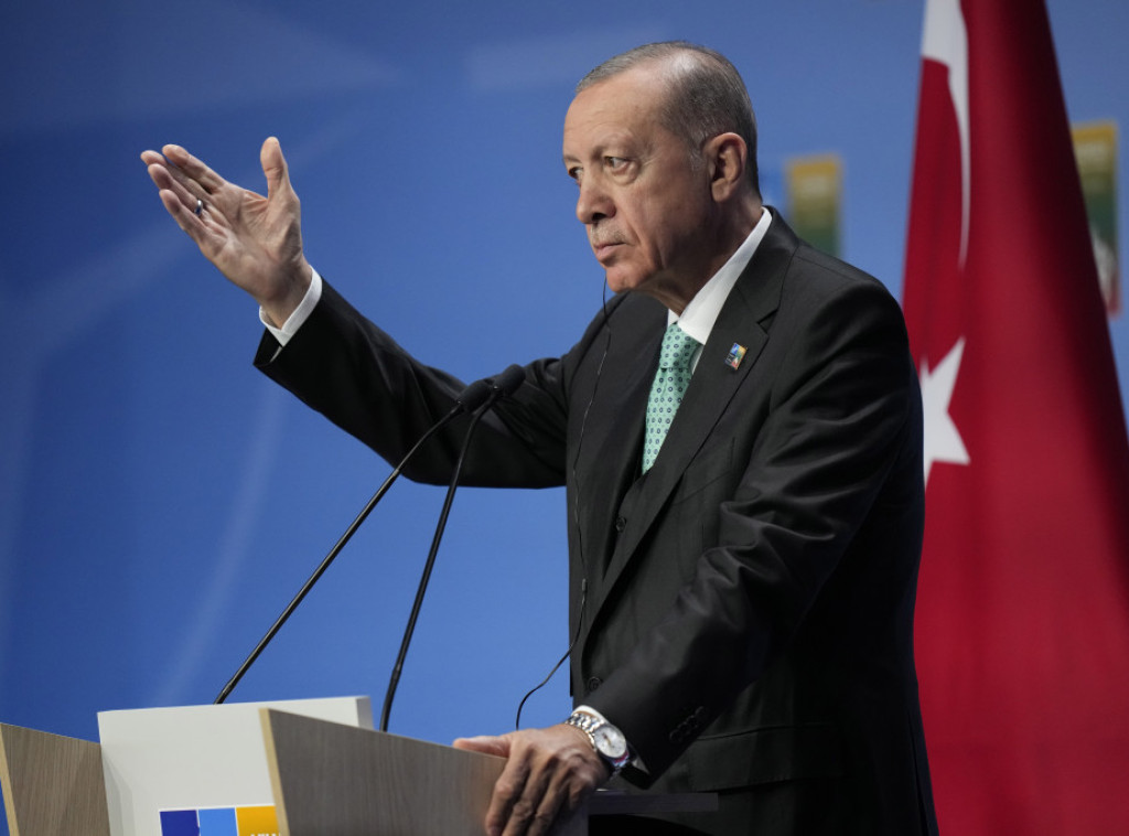 Erdogan: Podržaćemo članstvo Švedske u NATO ako deluje protiv terorizma