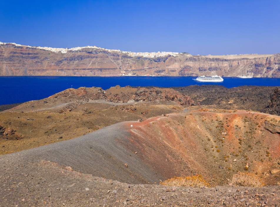 Prvi znaci života na Zemlji otkriveni u vulkanu Santorini
