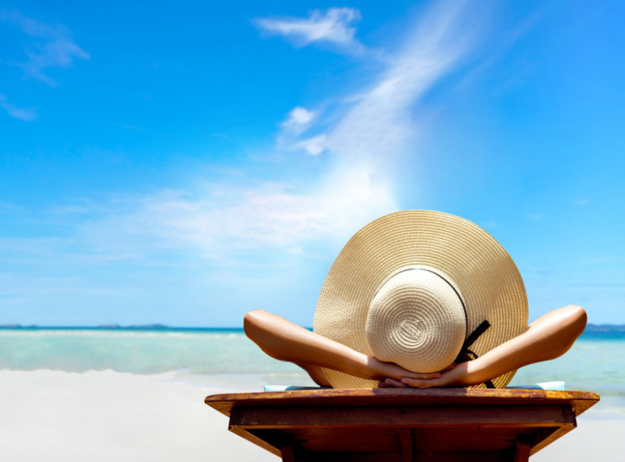 Britanija: Kažnjivo je bez najave komšijama sunčati se bez odeće u sopstvenoj bašti