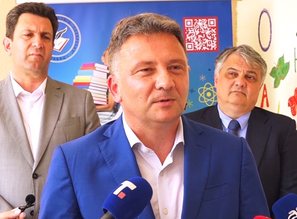 Mihailo Jovanović: Plan je da do 2025. godine u svim selima bude savremena optička infrastruktura