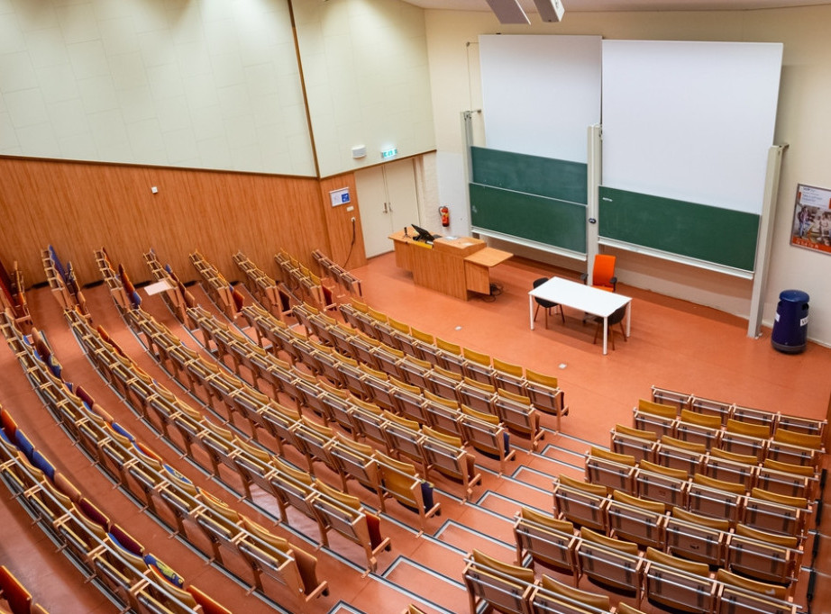 Na fakultetima Univerziteta u Kragujevcu oko 1.451 slobodnih mesta u drugom upisnom roku