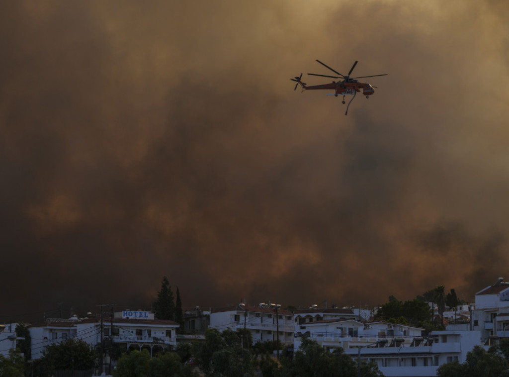 Grčka: U proteklom danu izbio 51 šumski požar, većina ugašena