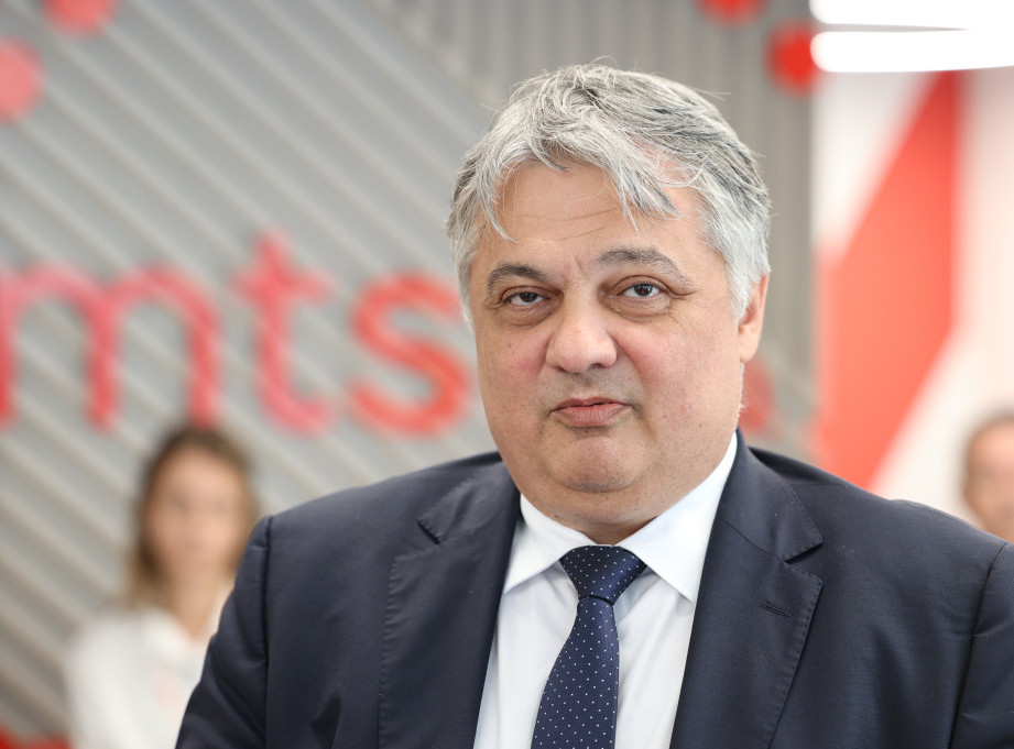 Vladimir Lučić: Administracija u Prištini hoće da spreči širenje Telekoma na KiM